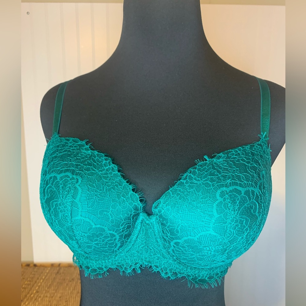 36D Victoria's Secret Dream Angels Smooth & Lace Lightly Lined Demi Bra Emerald